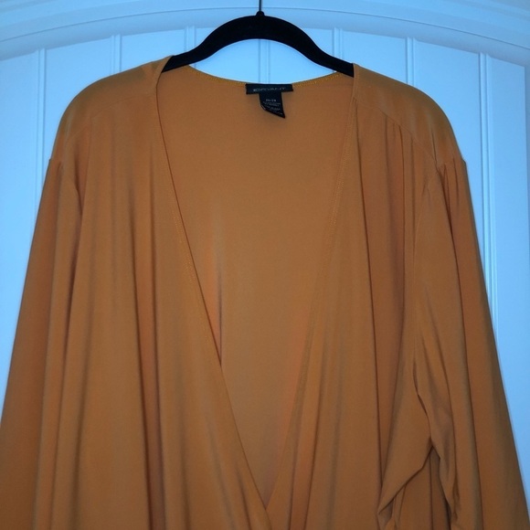 Lane Bryant Orange Front Twist Blouse Size 26/28 - Picture 2 of 7